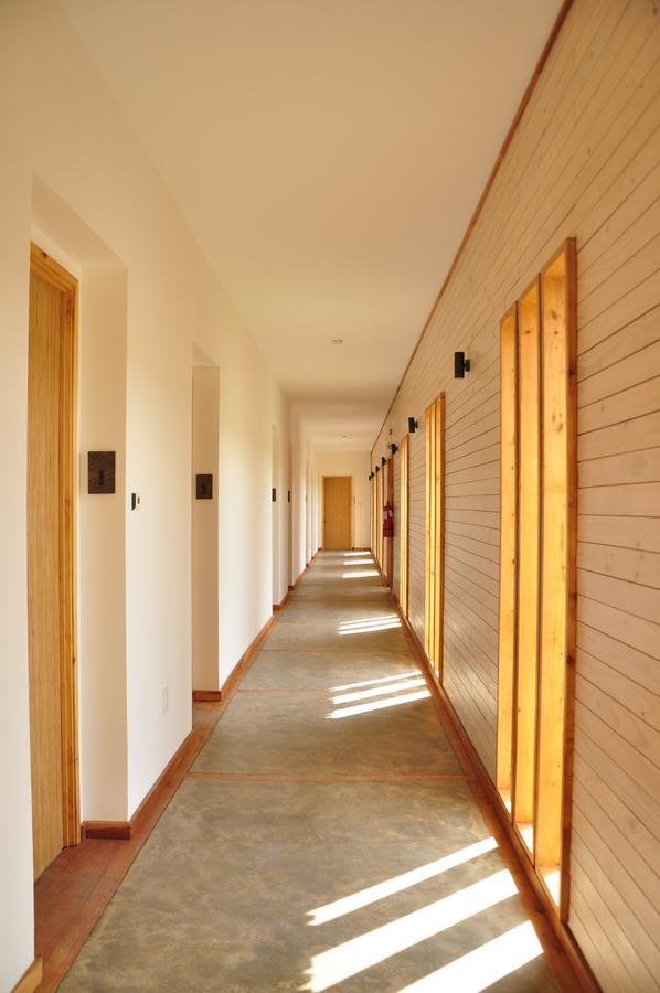 Hotel Simple Patagonia Puerto Natales Bagian luar foto