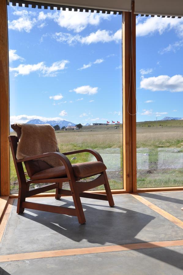 Hotel Simple Patagonia Puerto Natales Bagian luar foto
