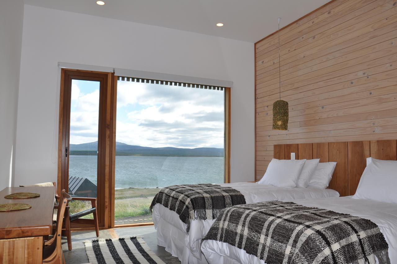 Hotel Simple Patagonia Puerto Natales Bagian luar foto