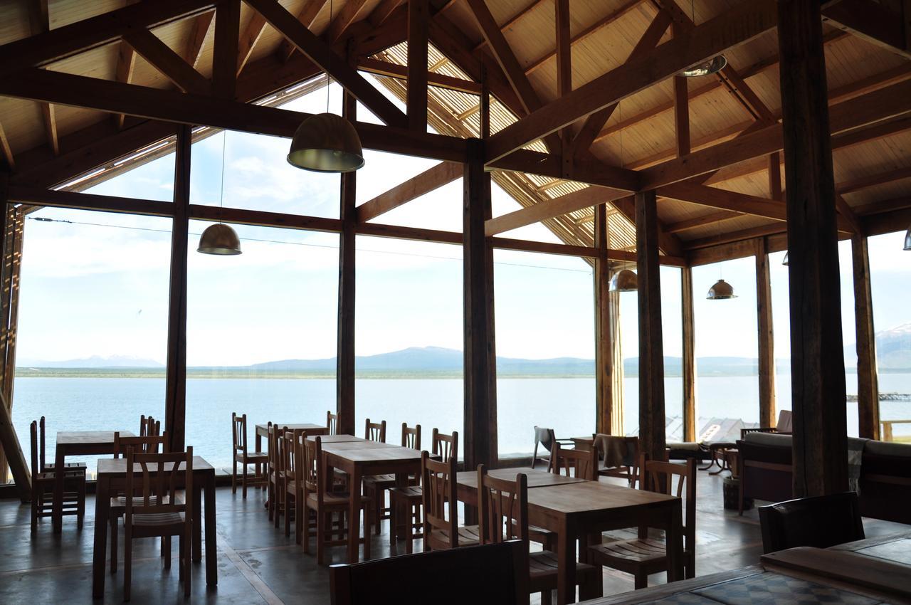 Hotel Simple Patagonia Puerto Natales Bagian luar foto